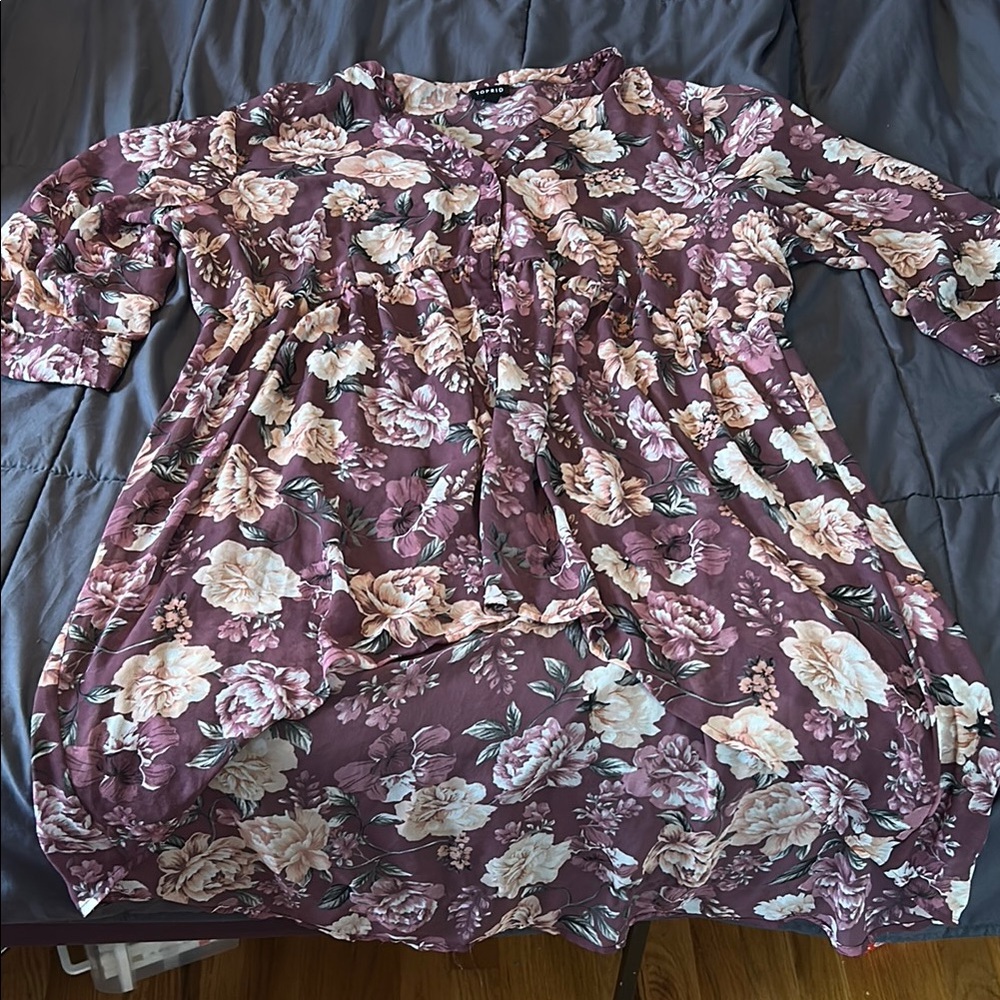 Torrid Plus Size 2 2X Hi-Low Tunic Style Floral Top